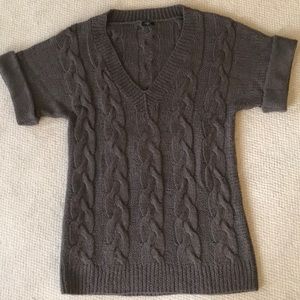 🤎 J. Crew vneck cable tunic 🤎